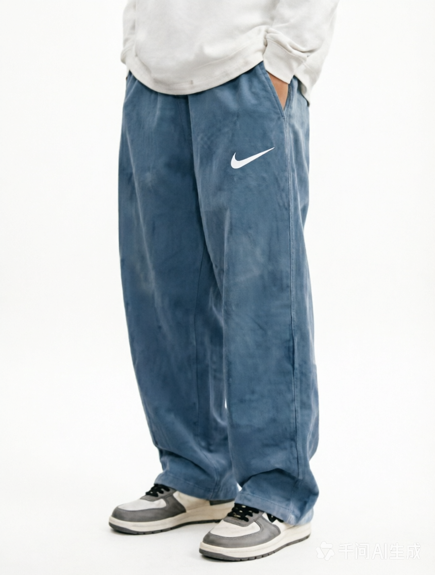 Stylish retro loose-fitting trousers